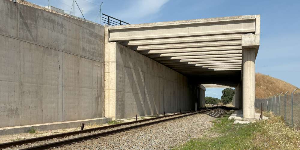 Estructuras sobre la línea de AV Madrid - Extremadura