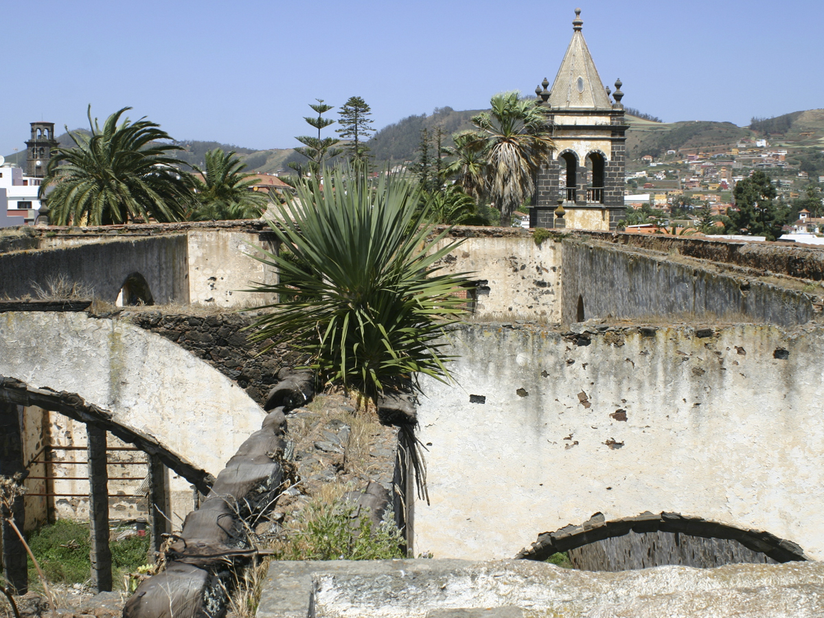 f12_2422.jpg