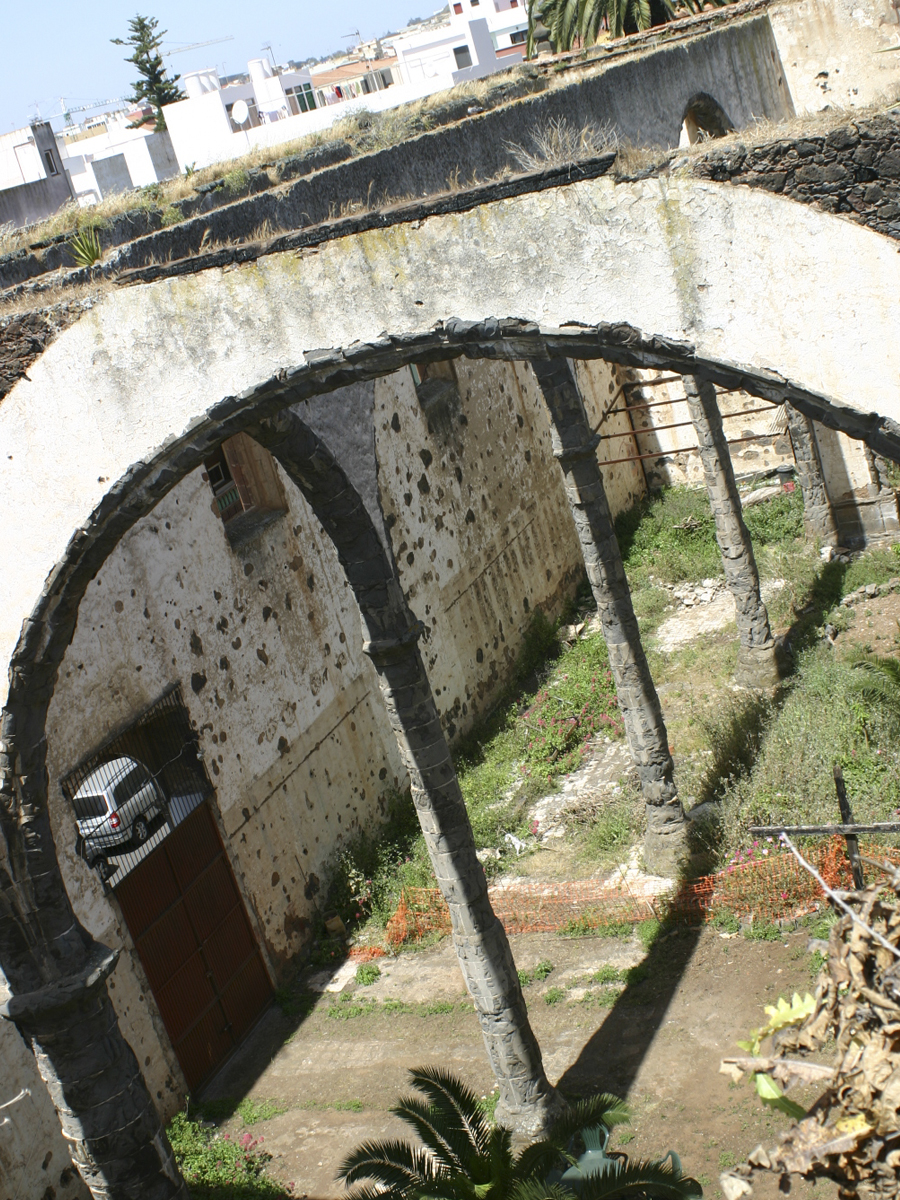 f20_2430.jpg